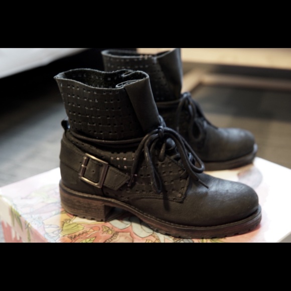 Jeffrey Campbell Shoes - Jeffrey Campbell leather boots